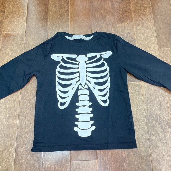 Lot of 7 Boys Long Sleeve Tees sz 5, 4-6, 6 - Picture 11 of 13